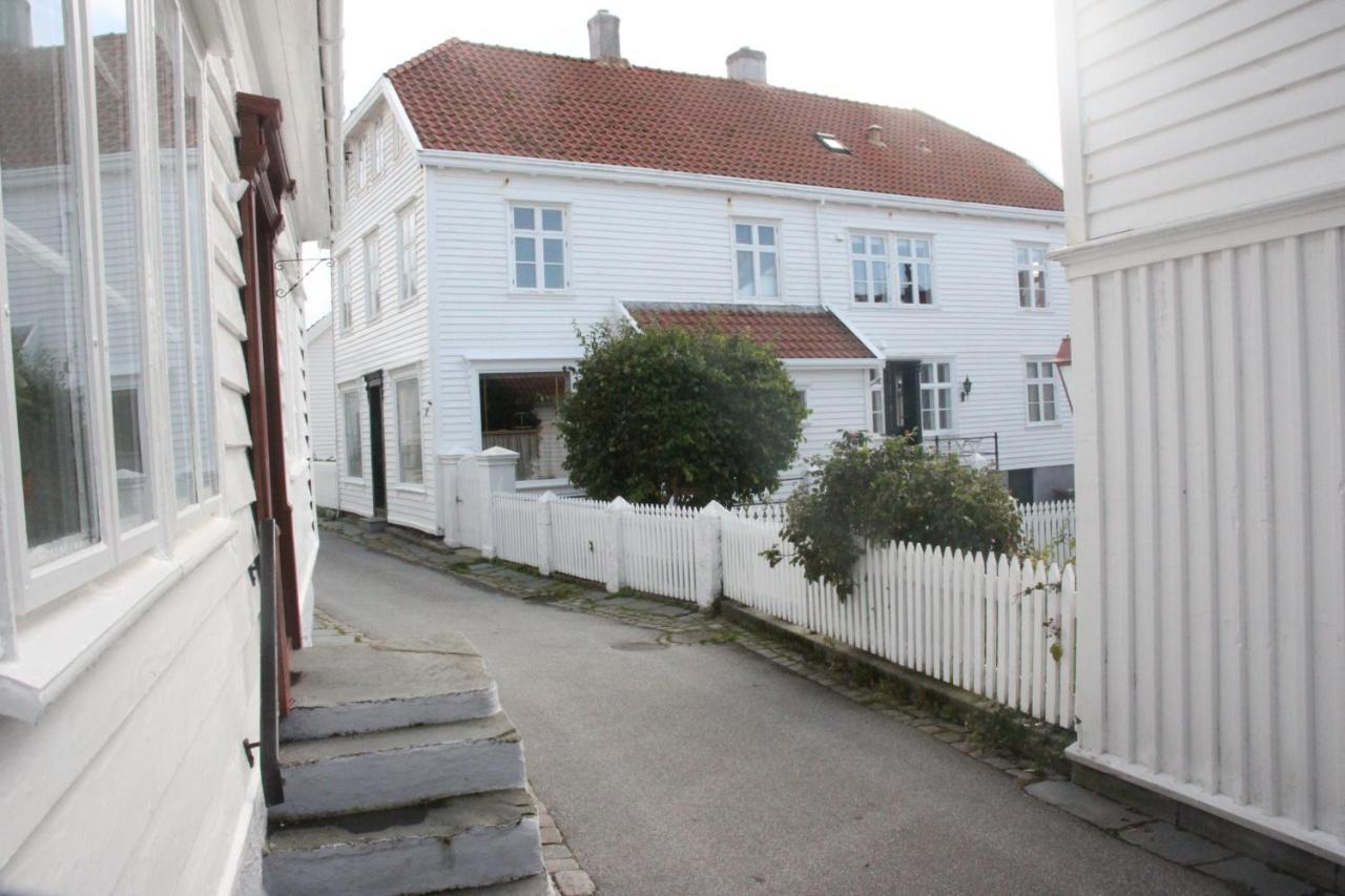 Gamle Apoteket I Gamle Skudeneshavn Apartment Екстериор снимка